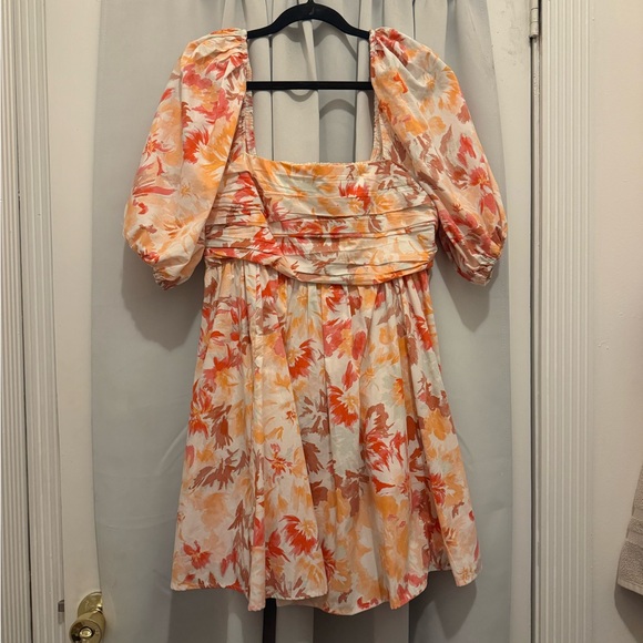 Abercrombie & Fitch Floral Puff-Sleeve Mini Dress in Pink & Peach - Picture 2 of 7